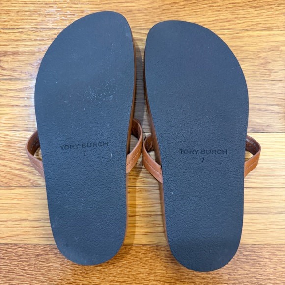 Tory Burch Miller Cloud Thong Sandal in Miele (Light brown) - Size 7 - Picture 5 of 7